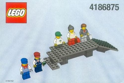 9V Platform and Mini-Figures — 1