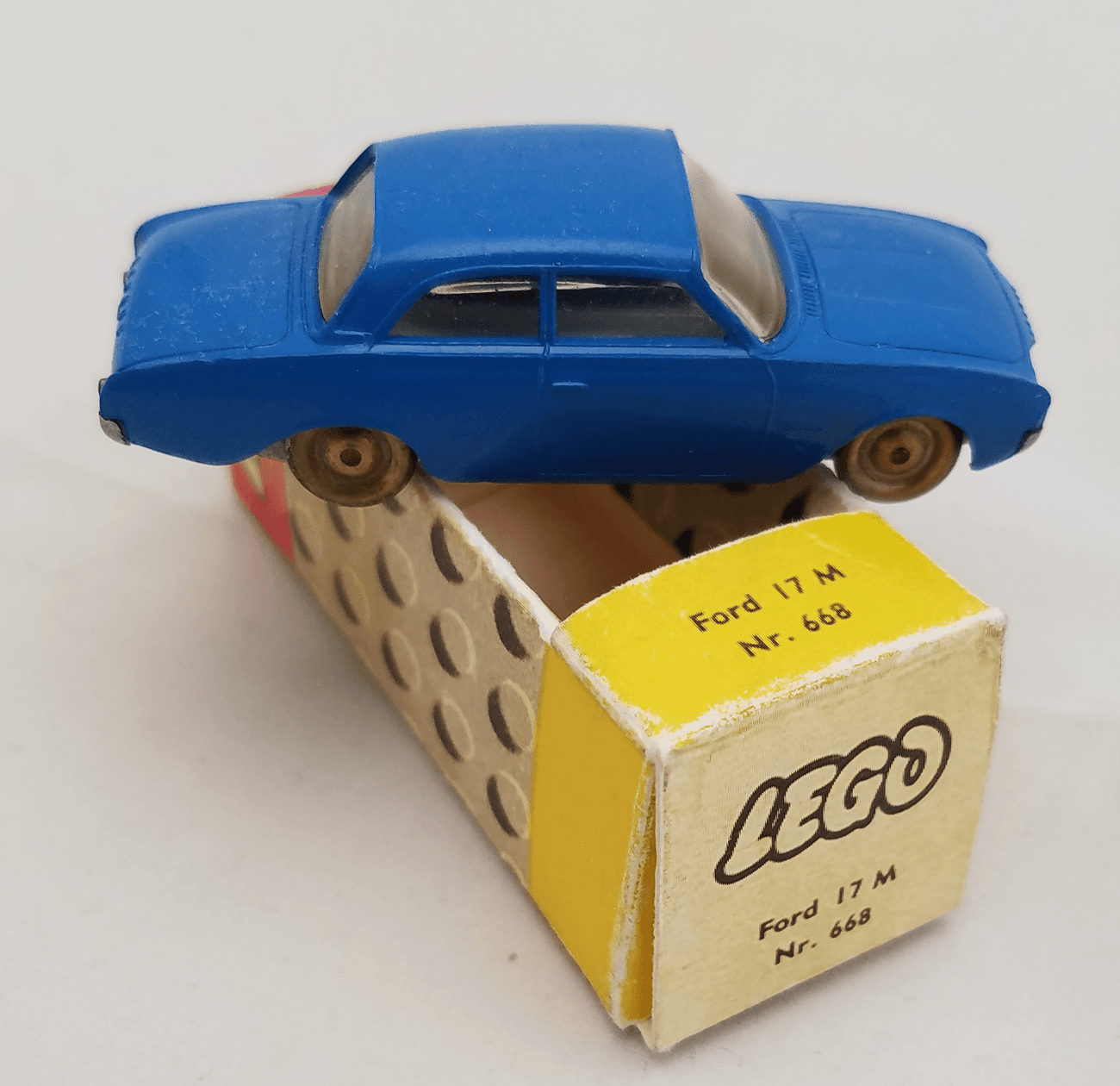 1:87 Ford Taunus 17M