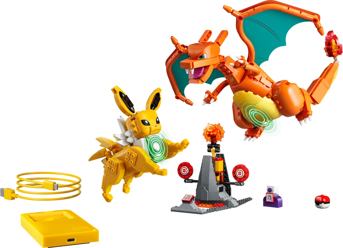 SMART Play: Charizard vs. Jolteon Ultimate Battle — 1