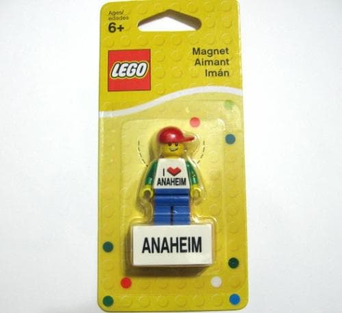 I [Heart] Anaheim Minifigure Magnet — 1