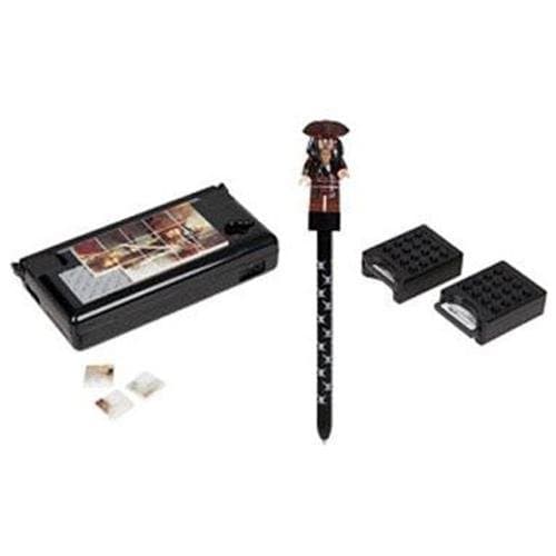 Armor Case Kit for Nintendo DSi - Pirates of the Caribbean — 1