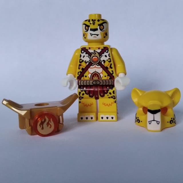 Lundor with Shoulder Armor and Fire Chi