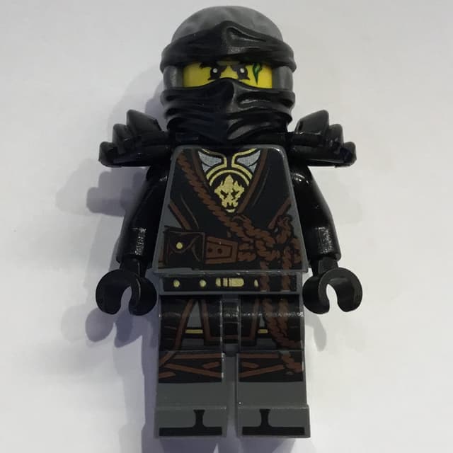 Cole with Shoulder Armour (Hands of Time)