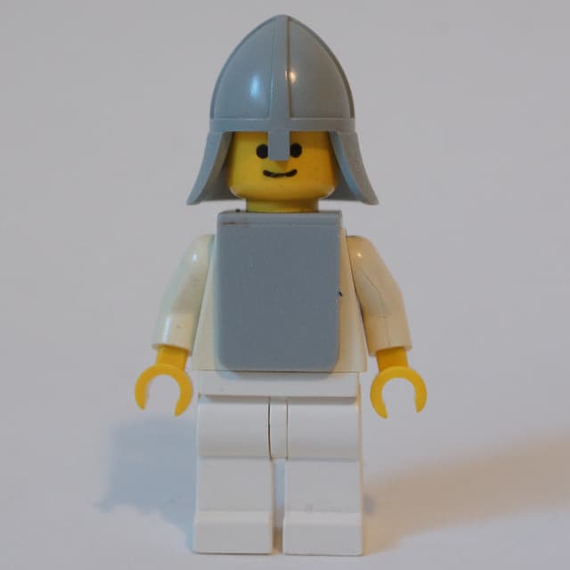 Knight (Yellow Castle) - White