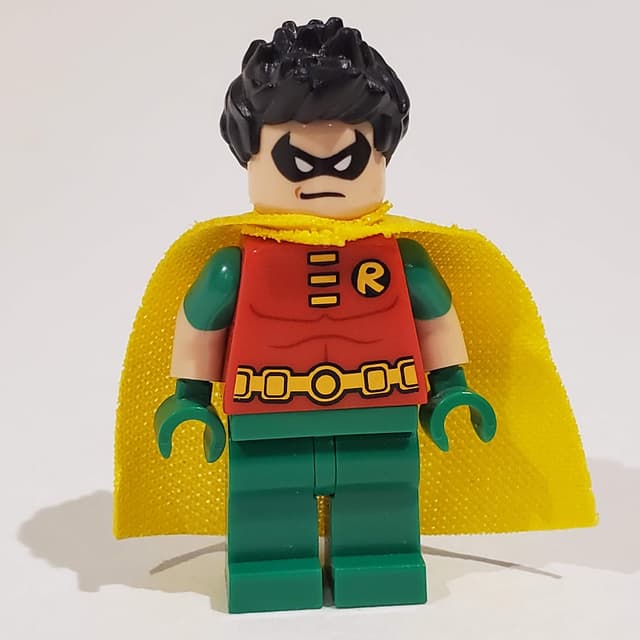 Robin with Green Short Sleeves and Legs
