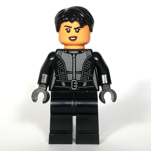 Selina Kyle, Motorcycle Jacket