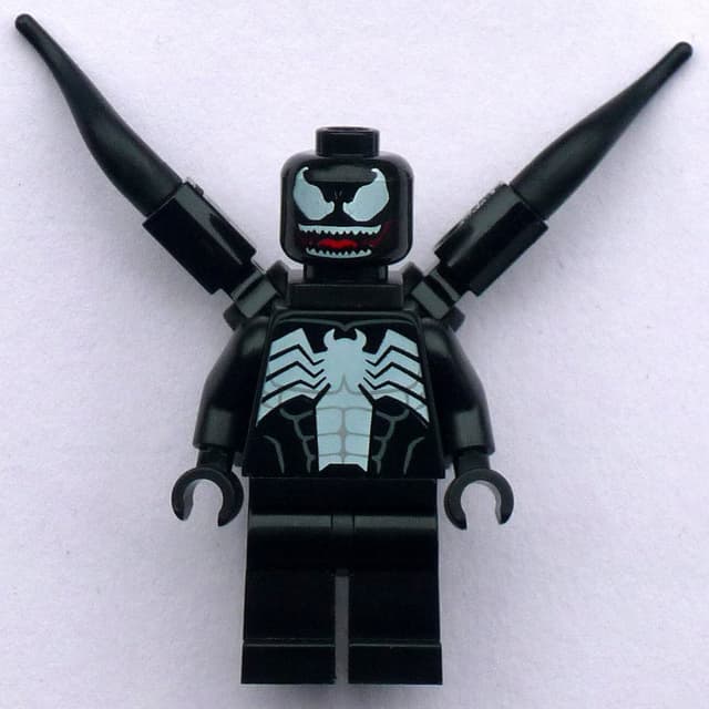 Venom with Two Identical Tentacles
