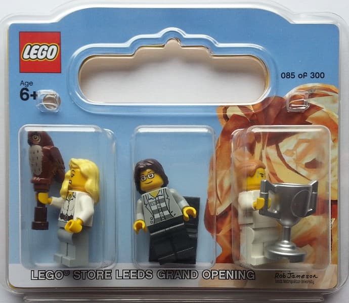 LEGO Store Grand Opening Exclusive Set, Leeds, UK — 1