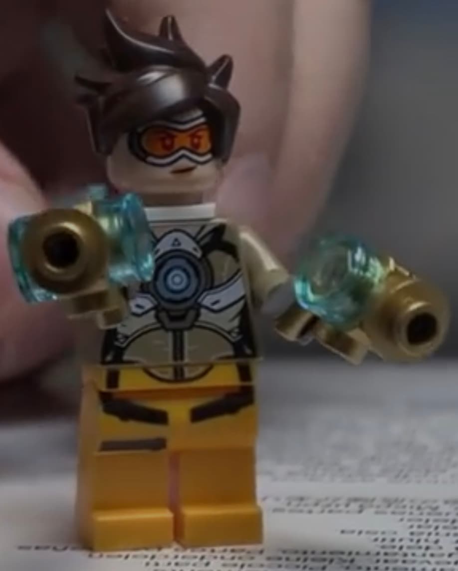Tracer (Golden Guns Version) — 1