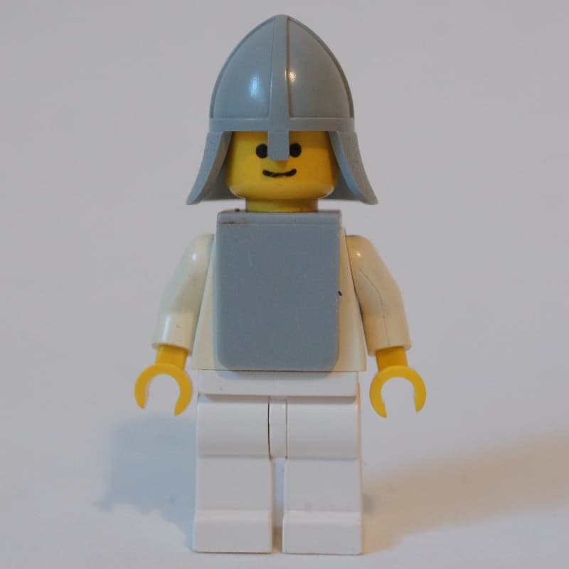 Knight (Yellow Castle) - White