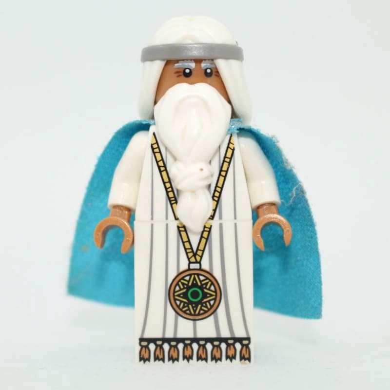 Vitruvius with Medallion and White Pupils